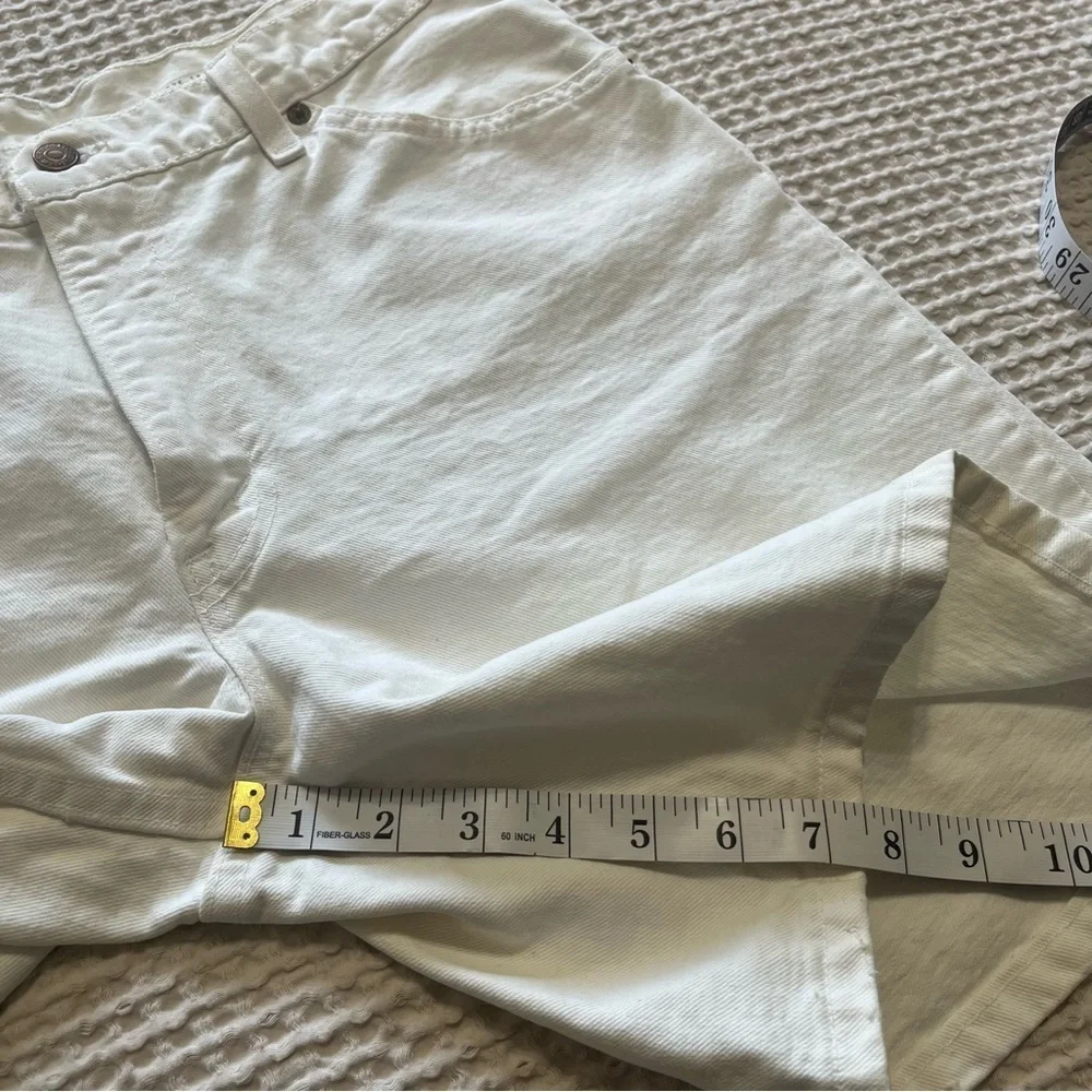 90s Levi’s 950 Relaxed Fit Baggy Shorts USA Cotton White Denim